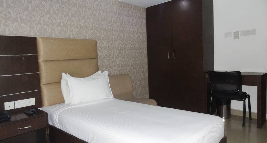 Sai International Service Apartment, Chennai 3